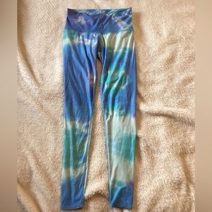 TEEKI CLOUD LEGGINGS